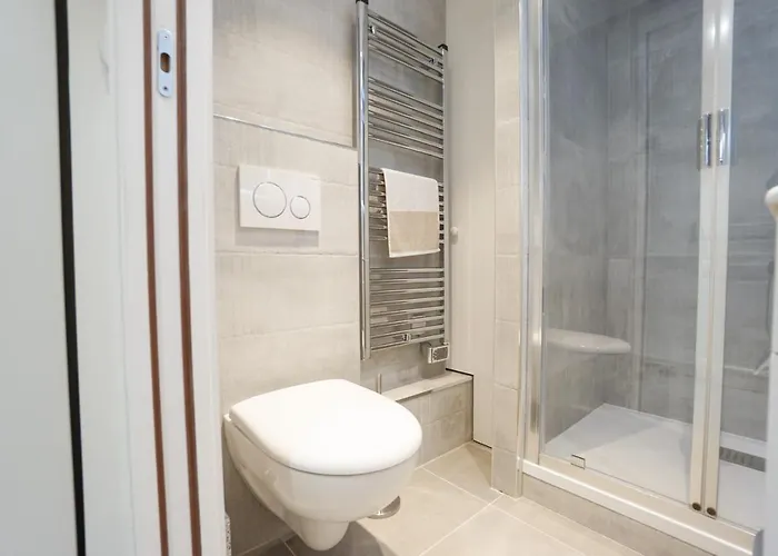 Modern Duplex Close To The Eiffel Tower Apartment Paris