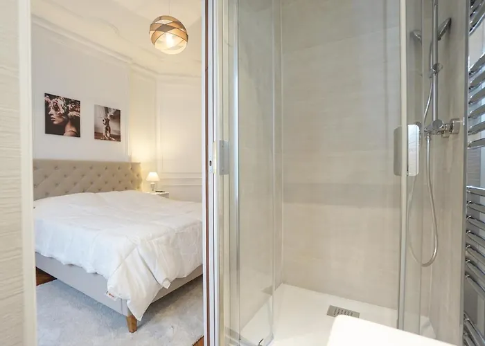 Modern Duplex Close To The Eiffel Tower Paris