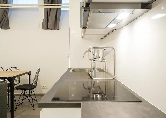 Apartment Modern Duplex Close To The Eiffel Tower