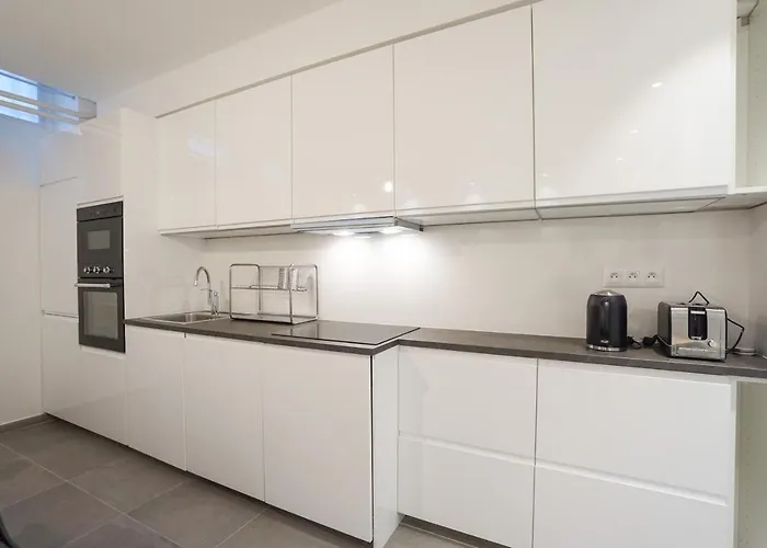 Modern Duplex Close To The Eiffel Tower