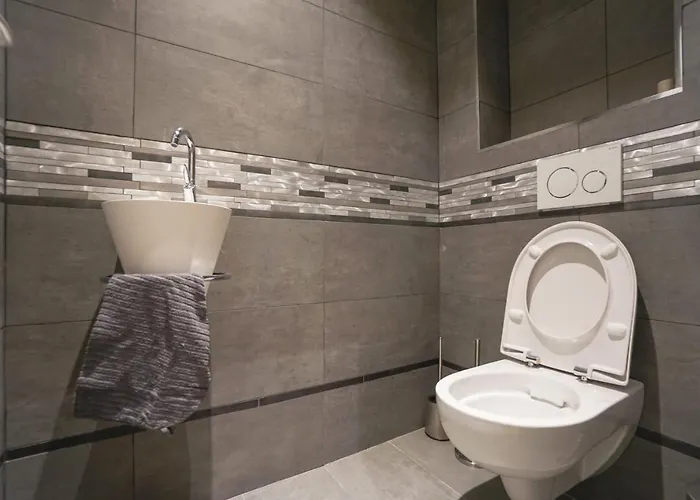 Modern Duplex Close To The Eiffel Tower *