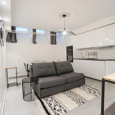 Modern Duplex Close To The Eiffel Tower 公寓 *